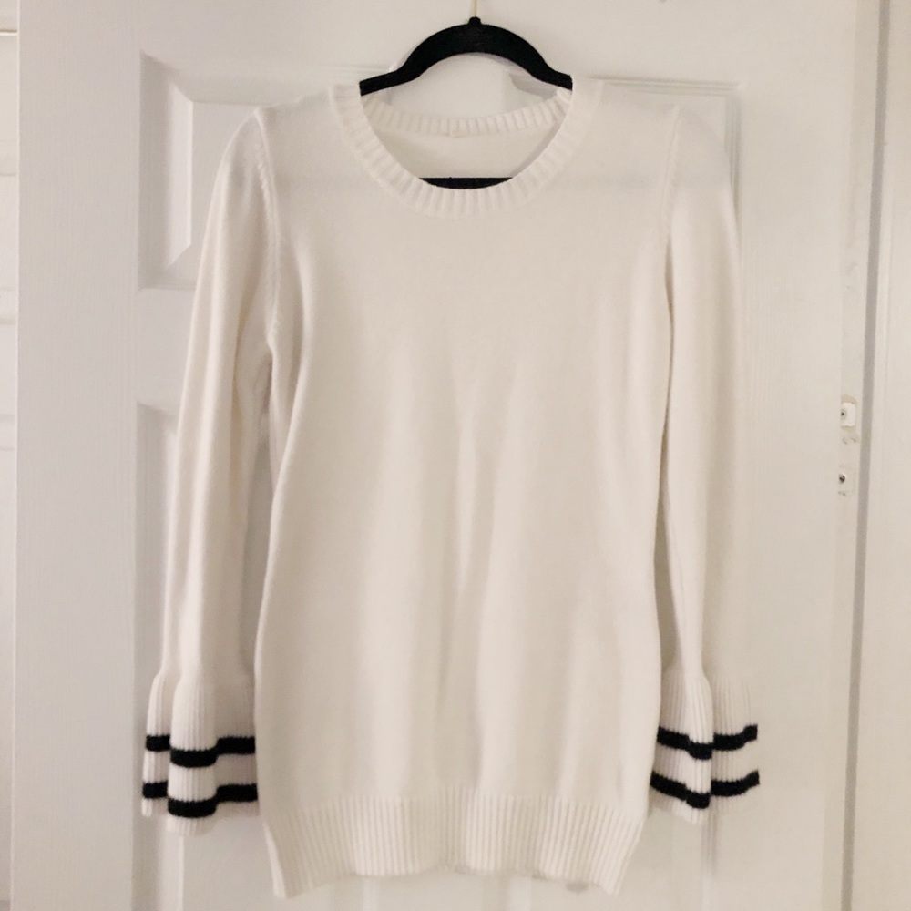 Beautiful Sweater (also can be maternity)